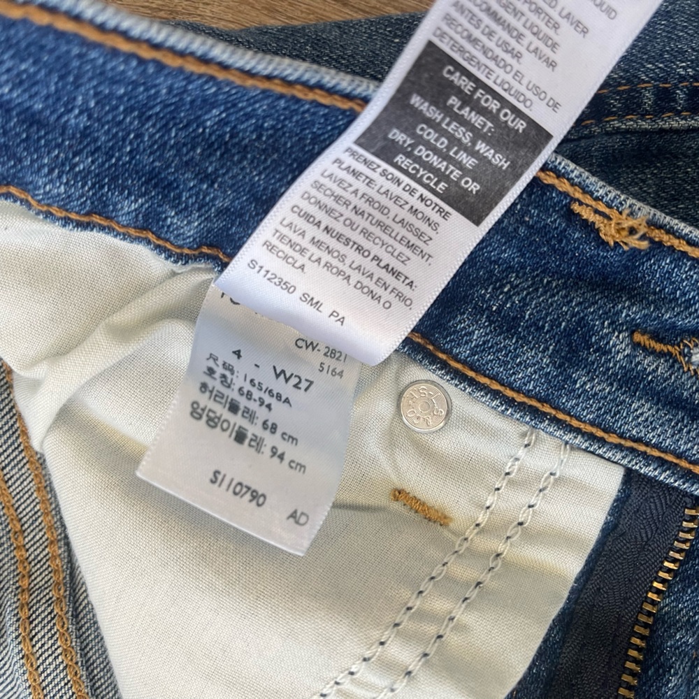 LEVIS women’s shorts size 4 - Picture 4 of 4